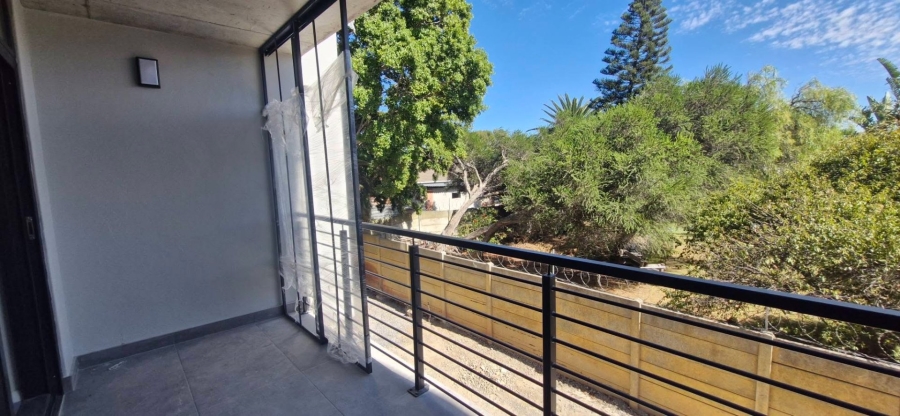 1 Bedroom Property for Sale in Table View Western Cape